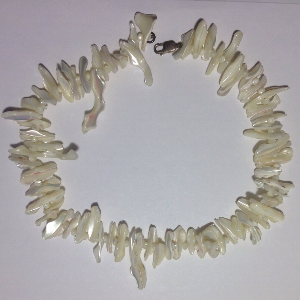 Mother-of-Pearl Necklace w/ Silver clasp